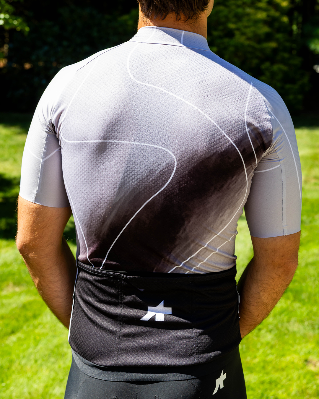 Back of the Pathfinder jersey showing the rear pockets and gripper hem